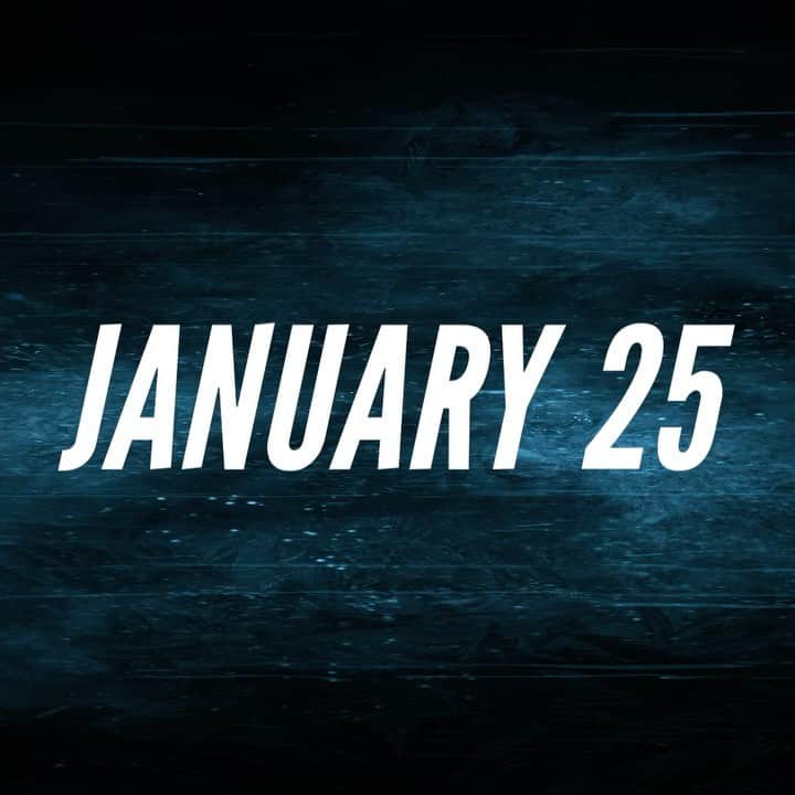 ミッキー・サムナーのインスタグラム：「SEASON 2 @snowpiercertv  JANUARY 25 2021 Any one else got the chills ? 🥶 🚄 ❄️ @tntdrama #snowpiercer」