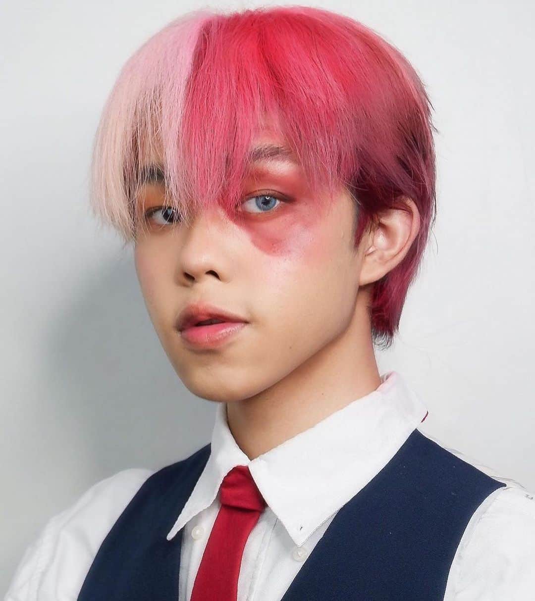 Anastasia Beverly Hillsさんのインスタグラム写真 - (Anastasia Beverly HillsInstagram)「Shoto Todoroki 🤍❤️ by @lanceaguas using our Dusty Rose Lip Stain, and it looks so good 😍」10月9日 9時47分 - anastasiabeverlyhills