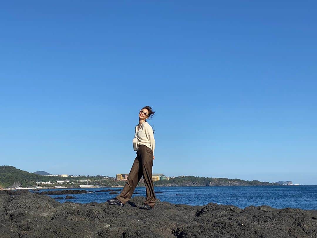 ソジン のインスタグラム：「날씨요정💙」