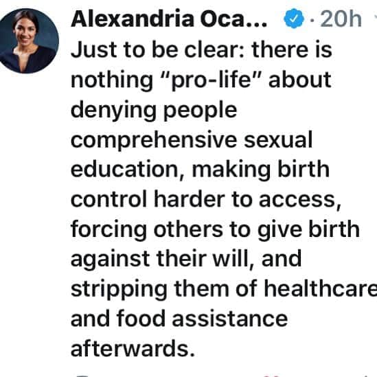 コンスタンス・マリーさんのインスタグラム写真 - (コンスタンス・マリーInstagram)「Denying a woman access to Sexual Healthcare/Planned Parenthood,,, is not pro-life.  It’s pro-Government control of a woman’s body. Once that baby is born,,, No one steps up for the medical bills, education, food or housing for them. Once born,, the baby and it’s mother are on their own. #ProChoiceISProLife  #ProChoiceIsProLife #thursdaythoughts」10月9日 10時26分 - goconstance