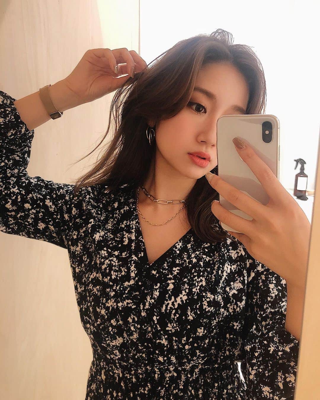 のインスタグラム：「寒くてまたお洋服買ったよ😇 物欲止まらないね🥱 今日もご来店ありがとうございました☺️✨ ㅤㅤㅤㅤㅤㅤㅤㅤㅤㅤㅤㅤㅤ ㅤㅤㅤㅤㅤㅤㅤㅤㅤㅤㅤㅤㅤ 明日もお待ちしてます🥺 台風大丈夫なのかしら🤔 お越し下さる方お気を付けくださいね😣 ㅤㅤㅤㅤㅤㅤㅤㅤㅤㅤㅤㅤㅤ ㅤㅤㅤㅤㅤㅤㅤㅤㅤㅤㅤㅤㅤ #nozomi_make」