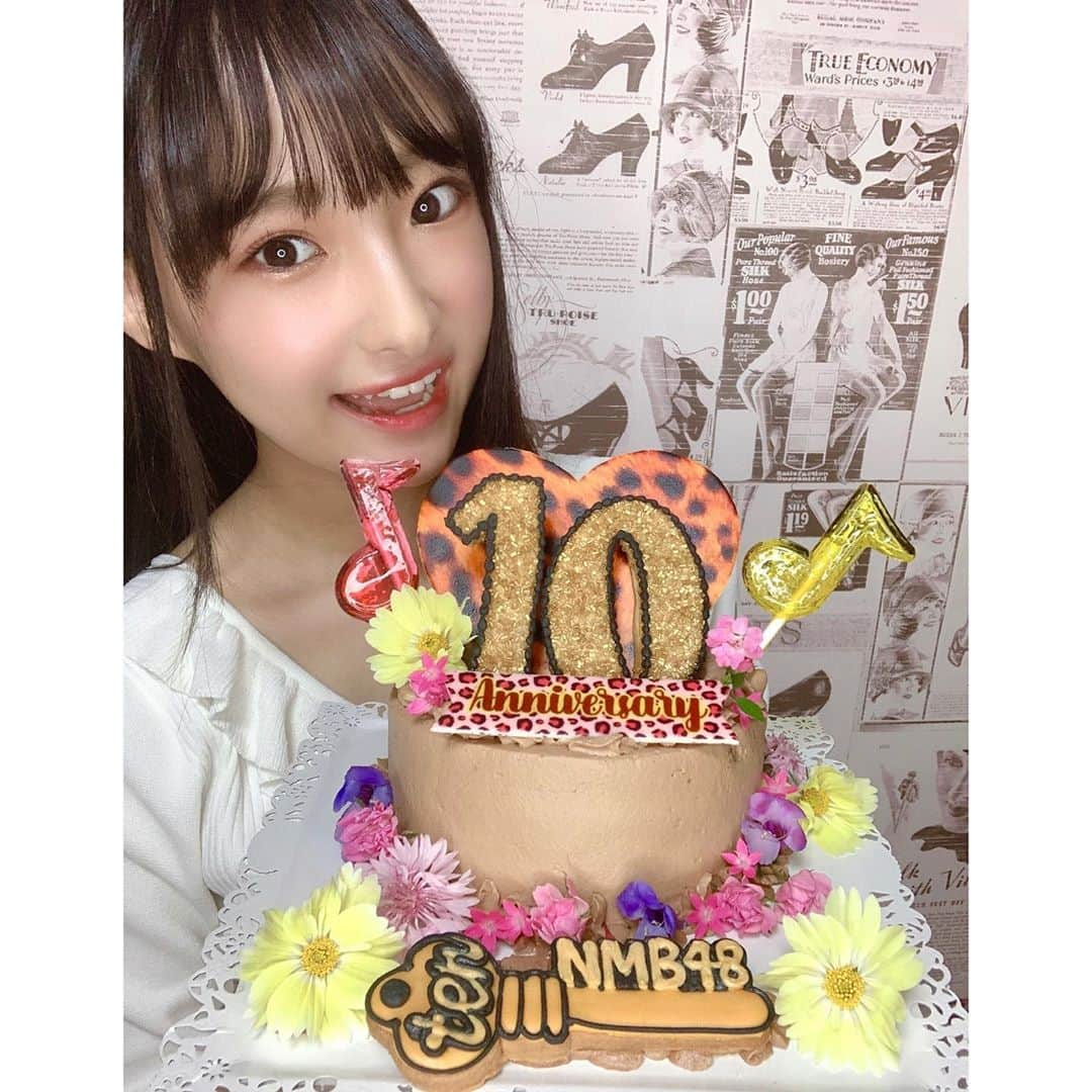 岡本怜奈さんのインスタグラム写真 - (岡本怜奈Instagram)「♡﻿ 今日は、nmb4810周年❣️❣️﻿ ﻿ いつも応援ありがとうございます🙏💕﻿ ﻿ これからも、皆さんと一緒に﻿ 盛り上がって行きたいです٩(ˊᗜˋ*)و☆.。.:*・﻿ ﻿ ♡o｡+..:*♡o｡+..:*♡o｡+..:*♡o｡+..:*♡o｡+..:*﻿ ﻿ お祝いケーキは﻿ なっちのプリンさん(@nacchi_no_purin)﻿ に作って頂きました🙇‍♀️💓﻿ ﻿ 素敵なケーキありがとうございます🙇‍♀️🧁💖﻿ ♡﻿ ♡﻿ #nmb48 #岡本怜奈 #れなたん #nmb10周年﻿ #nmb48live2020 #10周年 #10周年記念﻿ #お祝いケーキ #ケーキ #🎂 #🍰 #history #Anniversary #happy #Instafood #Instagood」10月9日 21時49分 - renatan1222