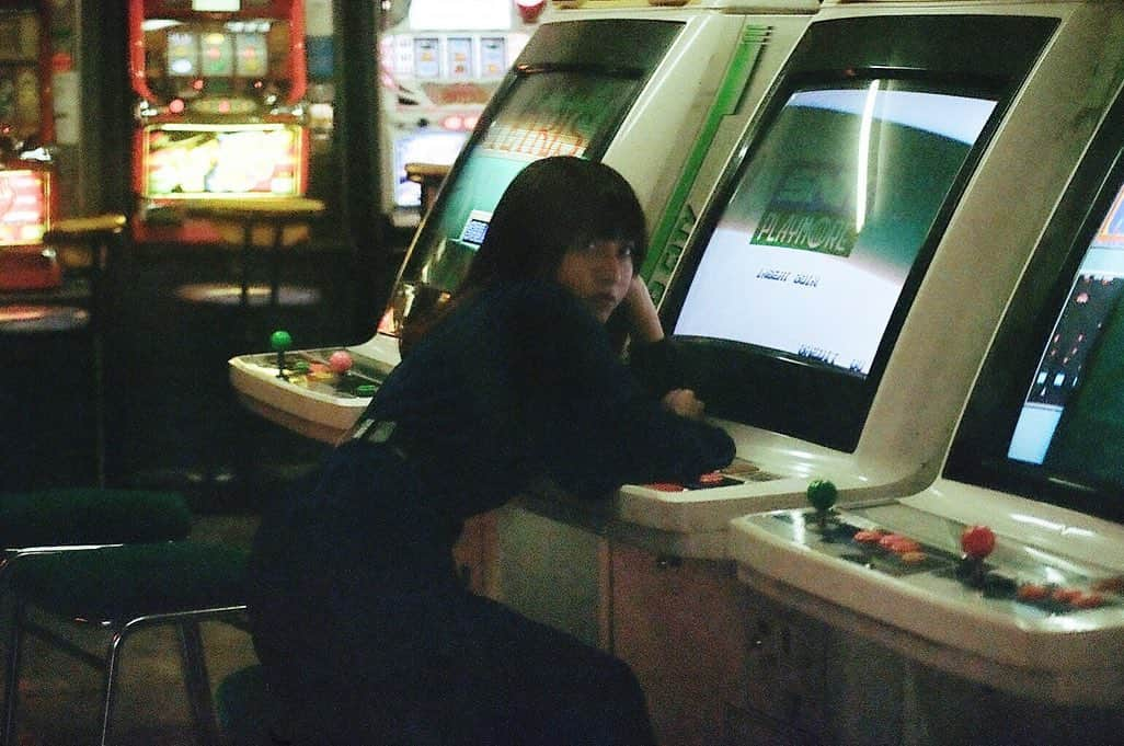 谷口萌衣子さんのインスタグラム写真 - (谷口萌衣子Instagram)「🎰🎰🎰  ここのドライブインの雑多な雰囲気が好き 綺麗な場所も好きですが、人の息遣いを感じるような場所に惹かれる今日この頃🦦  #舞鶴 #ドライブイン #うどん自販機 #レトロゲーム #京都散策 #ミスキャンパス立命館」10月9日 21時58分 - moeko_taniguchi