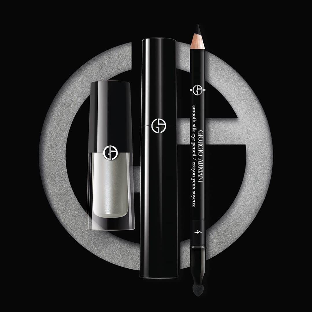 Armani Beautyさんのインスタグラム写真 - (Armani BeautyInstagram)「It's all about the eyes. Use SMOOTH SILK EYE PENCIL in shade 4 for definition, add a sweep of EYE TINT in shade 43 "Ice" to emphasize the eyes and finish with EYES TO KILL CLASSICO MASCARA for maximum volume.   #Armanibeauty #SmoothSilkEyePencil #EyeTint #EyesToKill #Eyemakeup」10月9日 21時58分 - armanibeauty