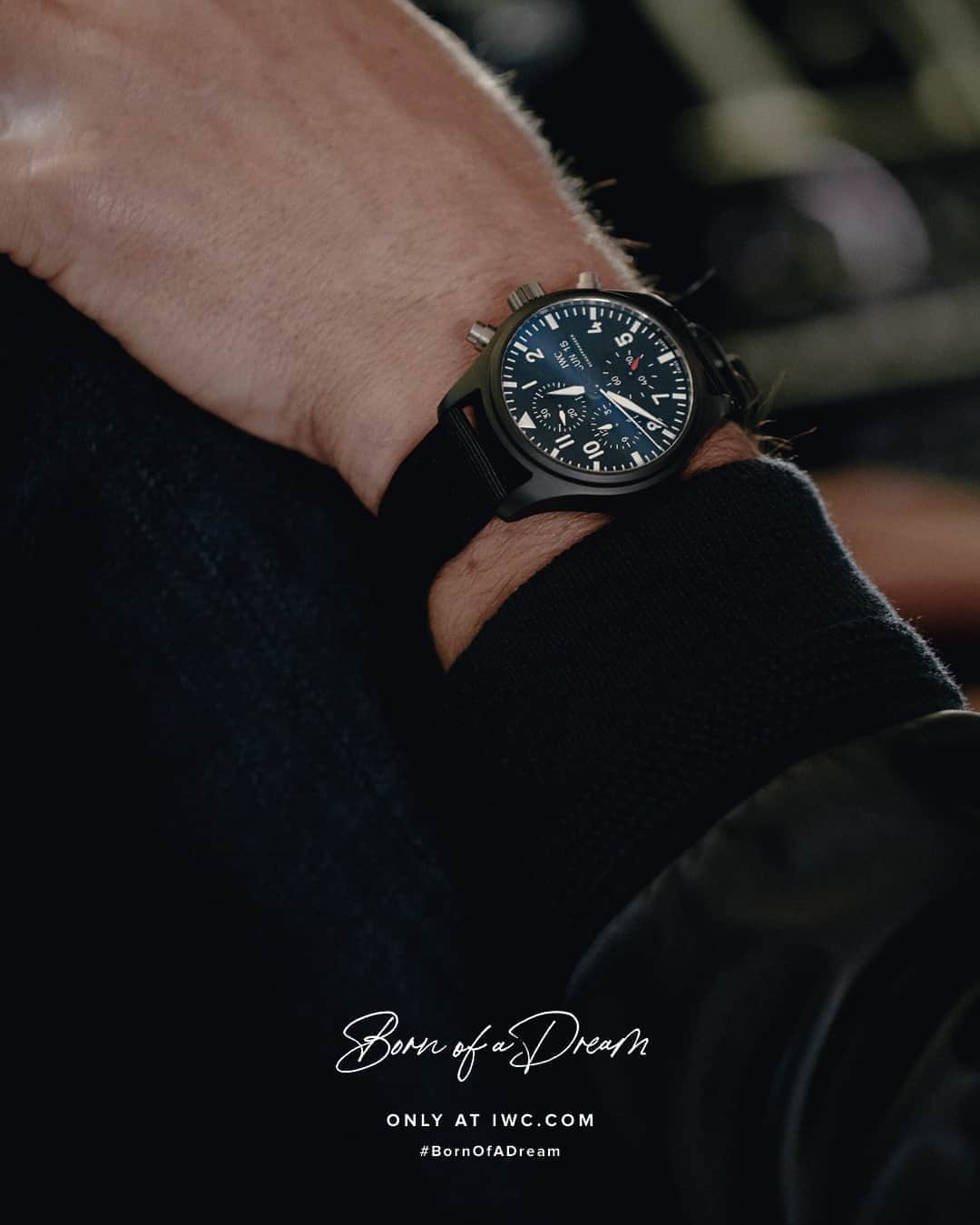 IWCさんのインスタグラム写真 - (IWCInstagram)「#BornOfADream - Success is a matter of perseverance. Chase it. With the IWC Top Gun Chronograph (Ref. IW389101). IWC presents “Born of A Dream”. Link in bio. #EngineeringDreams #TomBrady」10月9日 22時00分 - iwcwatches