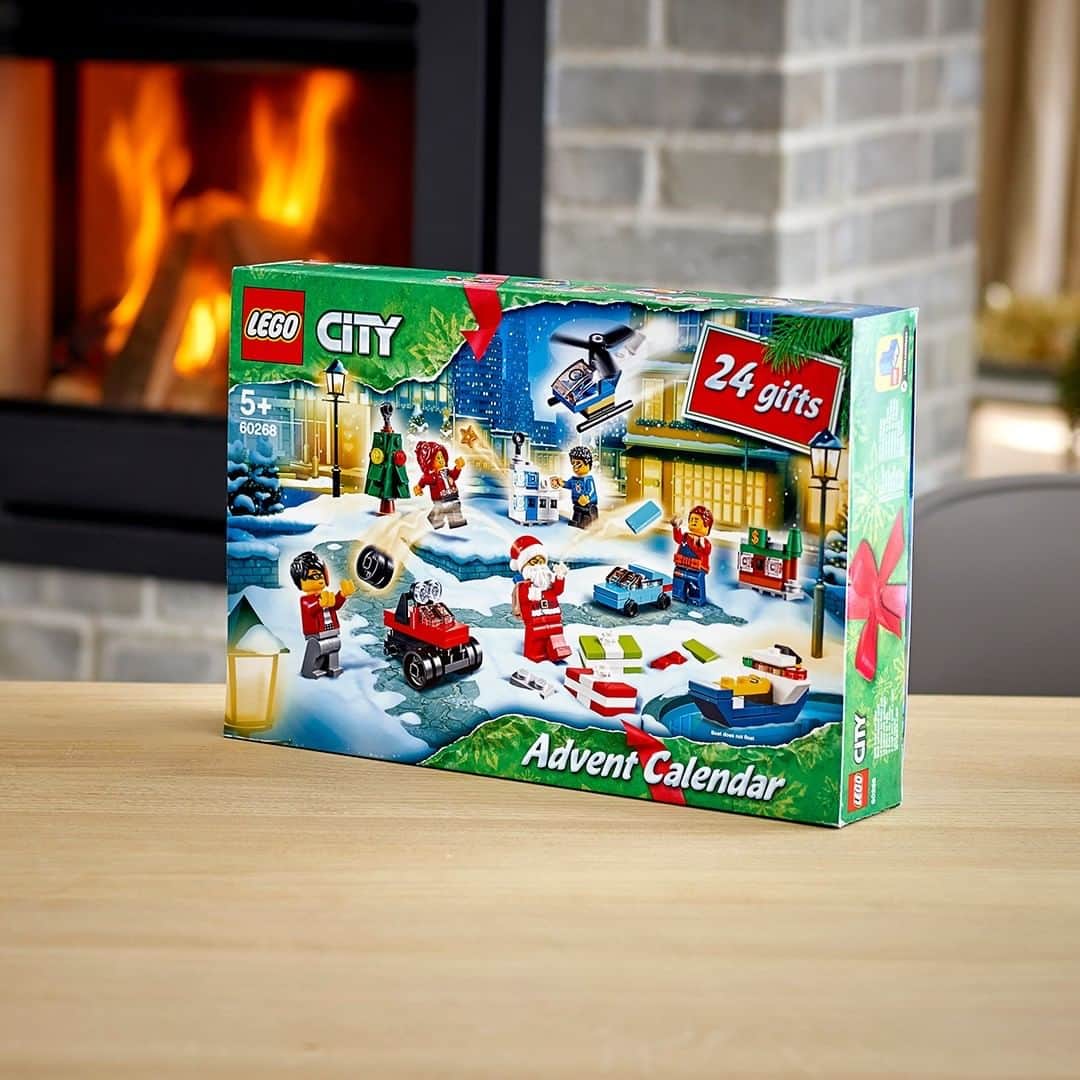 LEGOさんのインスタグラム写真 - (LEGOInstagram)「Are you ready for the holiday season countdown? 🎄The 2020 LEGO Advent Calendars are out now!    #StarWars #LEGOCity #HarryPotter #LEGOFriends」10月9日 22時00分 - lego