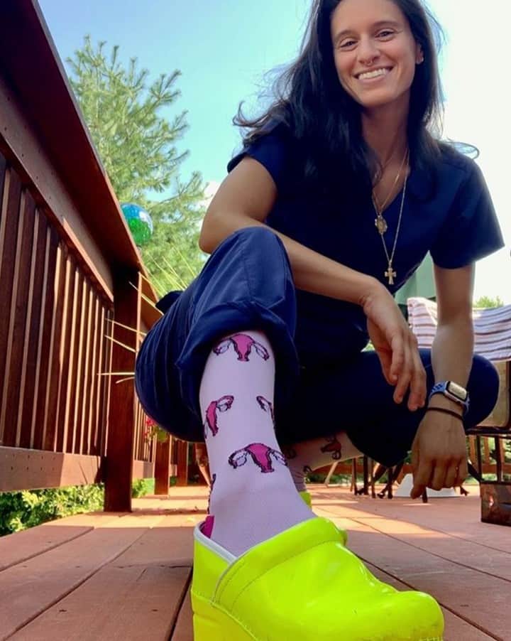 ダンスコのインスタグラム：「You glow girl! It’s giveaway time. 1) Nominate a nurse or healthcare worker by tagging them in the comments. 2) Make sure you’re following @dansko on Instagram. Dansko has been proud to support nurses and healthcare workers throughout their journey, and through our donation efforts over the past months. This year, we are celebrating nurses and healthcare workers all year long! Giveaway Rules: Giveaway runs 10/09/20 at 9:00 AM EST - 10/11/20 at 11:59 PM EST. No purchase necessary. One winner will be randomly selected and both the winner and the tagged friend will be notified via DM. Verification that the tagged friend is a nurse or healthcare worker may be required in the form of a nurse’s badge or ID. Winner and tagged friend will each win one pair of Dansko shoes from the current collection with a total estimated retail value of $150 each. Giveaway not associated with Instagram. Full terms and conditions at the link in the bio.」