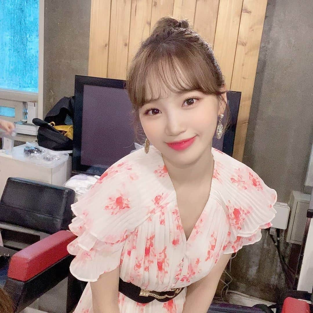 IZ*ONEさんのインスタグラム写真 - (IZ*ONEInstagram)「💜Beware💜  #채원 #チェウォン #IZONE #아이즈원 #アイズワン」10月9日 14時21分 - official_izone