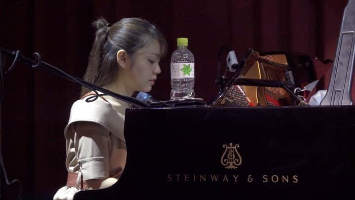 堀優衣のグルメインスタ