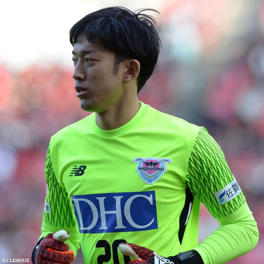 Ｊリーグさんのインスタグラム写真 - (ＪリーグInstagram)「今夜は、#日本代表 戦⚽️✨﻿ ﻿ カメルーン代表との試合に挑む﻿ 日本代表選手たちの﻿ Ｊリーグでの様子をピックアップ‼️﻿ ﻿ #Ｊリーグ﻿ #jleague﻿ #jfa #daihyo﻿ ﻿ #大迫勇也 #鹿島アントラーズ﻿ #南野拓実 #セレッソ大阪﻿ #久保建英 #FC東京﻿ #冨安健洋 #アビスパ福岡﻿ #原口元気 #浦和レッズ﻿ #酒井宏樹 #柏レイソル﻿ #遠藤航 #湘南ベルマーレ﻿ #柴崎岳 ﻿ #吉田麻也 #名古屋グランパス﻿ #権田修一 #サガン鳥栖﻿ ﻿ #japan #🇯🇵﻿ #soccer #サッカー﻿ #football #⚽️」10月9日 18時00分 - jleaguejp