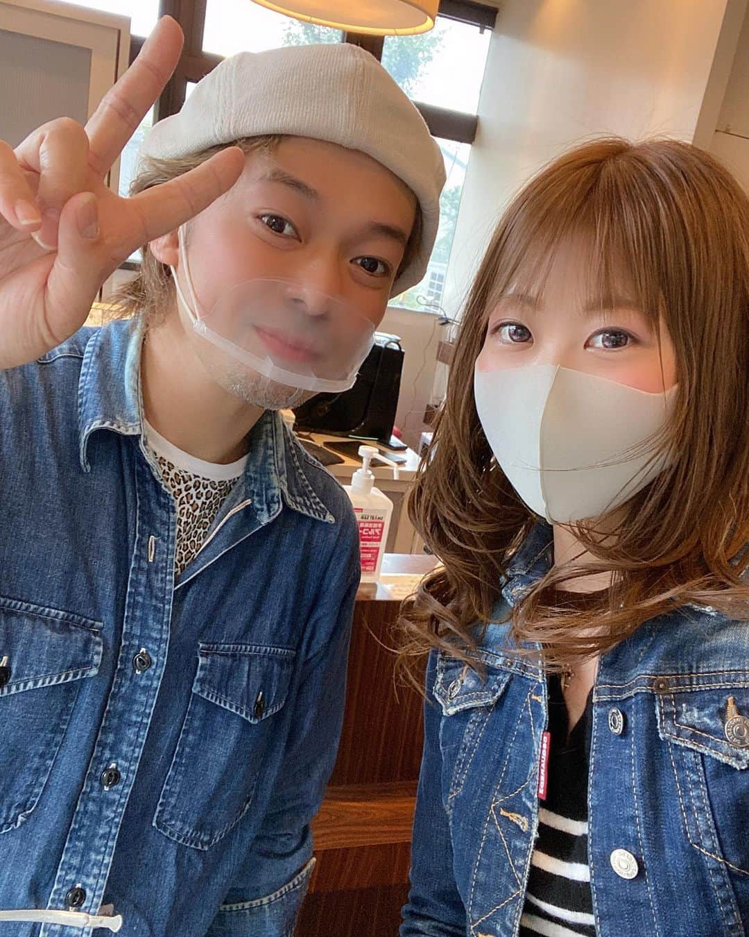 武田智恵のインスタグラム：「お世話になってる美容師の直さん、いつもありがとうございます😃✨ お任せサイコーです💇🏼‍♀️♥️ 短くても評判良くて嬉しい限りです🤗  明日からつかの間の南の島へ行ってきまーす🏝☀️  #Samsara」