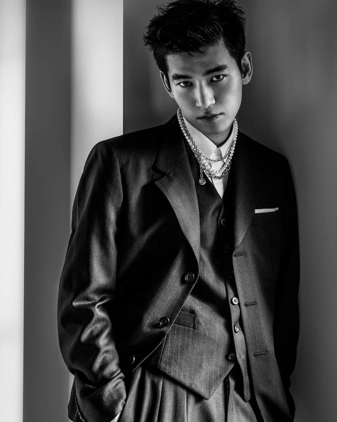 樋口葉生のインスタグラム：「“My dream is to adorn the neck of all women around the world with pearls.” – Kokichi Mikimoto @official_mikimoto  And now even for men👦🏻 #MIKIMOTO#CommedesGarçons#ミキモト」