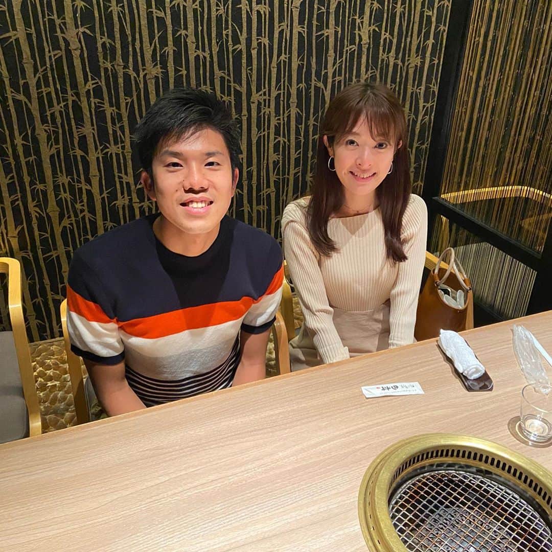のインスタグラム：「北海道、日本を離れる前に、 石沢さんと﻿ご飯。 最後の最後まで、頼って甘えてしまったなぁ。 今後自分がどんな道を歩んでいくかわからないけど、 次に石沢さんと会う時には、先輩に安心してもらえるように、 少しでも成長した姿を見せられるようにしたい。 という決意表明をして、自分にプレッシャーを掛けておく。 石沢さん、お体に気をつけて、いってらっしゃい！  #石沢綾子 さん #親愛なる #先輩 であり #お姉さん #親愛なるというのもおこがましいけど #石沢さんロス は自分が思っている以上に大きい #北海道 を離れても #お元気で！ #いつまでもずっと大好きで大切な先輩です #HTB #アナウンサー #五十幡裕介 #後輩」