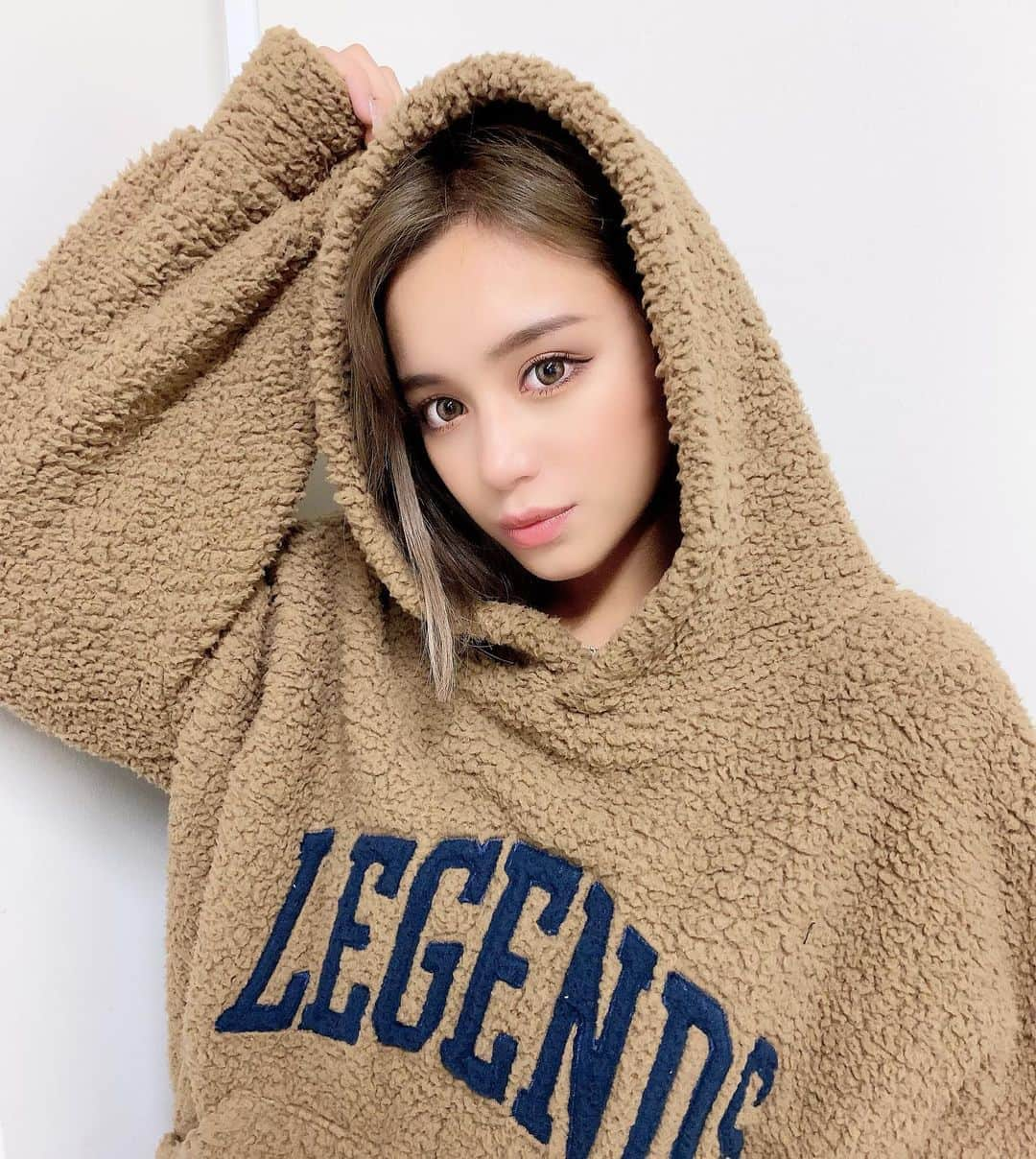 関口さくらさんのインスタグラム写真 - (関口さくらInstagram)「みんなにクマさんって言われた  🧸  今日は自まつげメイクだよ〜  nuts撮影でした👶🏼」10月9日 19時39分 - frndz.66