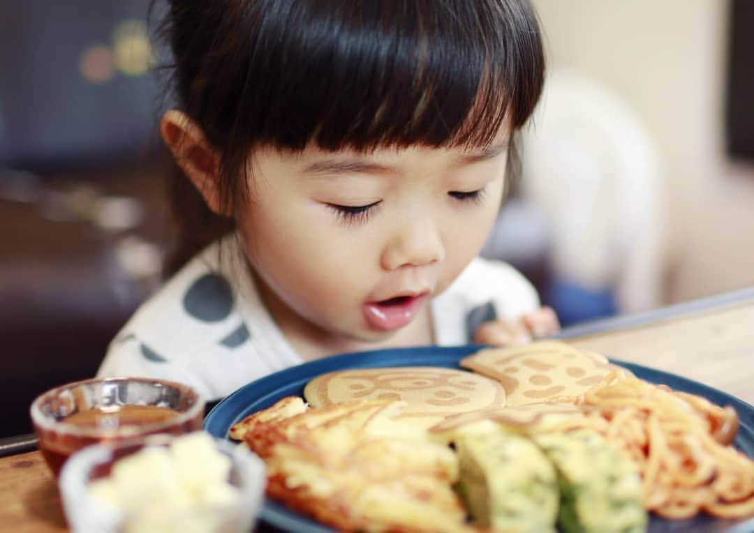 吉村美樹さんのインスタグラム写真 - (吉村美樹Instagram)「喜んでくれて、ありがとう☺ たくさん食べてくれて、ありがとう☺   #2歳7ヶ月 #ホットケーキアート #アンパンマン #アンパンマンブーム #雨の日の過ごし方 #ありがとう #トイトレ中 #応援しているよ #一緒に頑張ろうね #アンパンマン大好き #ドキンちゃんのモノマネをする」10月9日 20時03分 - yoshimuramiki0911