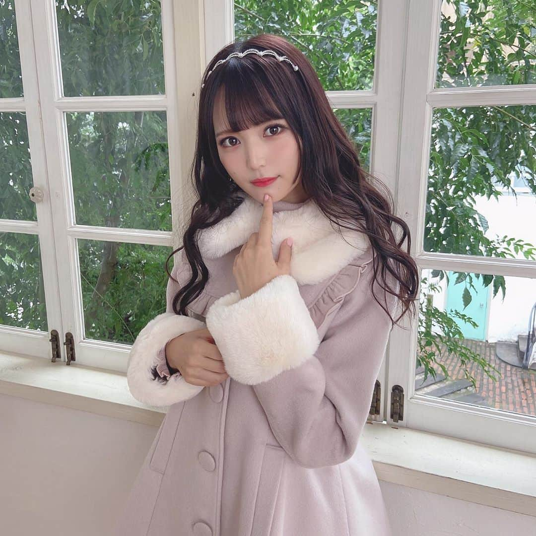 Ank Rougeさんのインスタグラム写真 - (Ank RougeInstagram)「． ．【press】 ． ♡Girly Autumn collection vol.5♡ ． 11月6日  12時〜 公式通販サイトAilandにて公開✨ ． オフショットを特別に公開🎀 ． お楽しみ♡ ． Model▶桜井ひかるちゃん @hikarunroll_  #ankrouge #autumn#newarrivals」10月9日 20時06分 - ankrouge_official