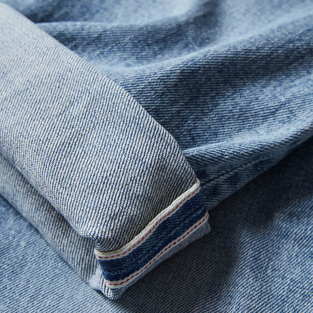 ジャック&ジョーンズさんのインスタグラム写真 - (ジャック&ジョーンズInstagram)「Up close and personal with the details that make our R.D.D. jeans stand out from our non-R.D.D. jeans. Exquisite craftsmanship. Unrivalled quality. Unmatched beauty 🙌 #jackandjones #RoyalDenimDivision #brothersofdenim」10月9日 20時19分 - jackandjones
