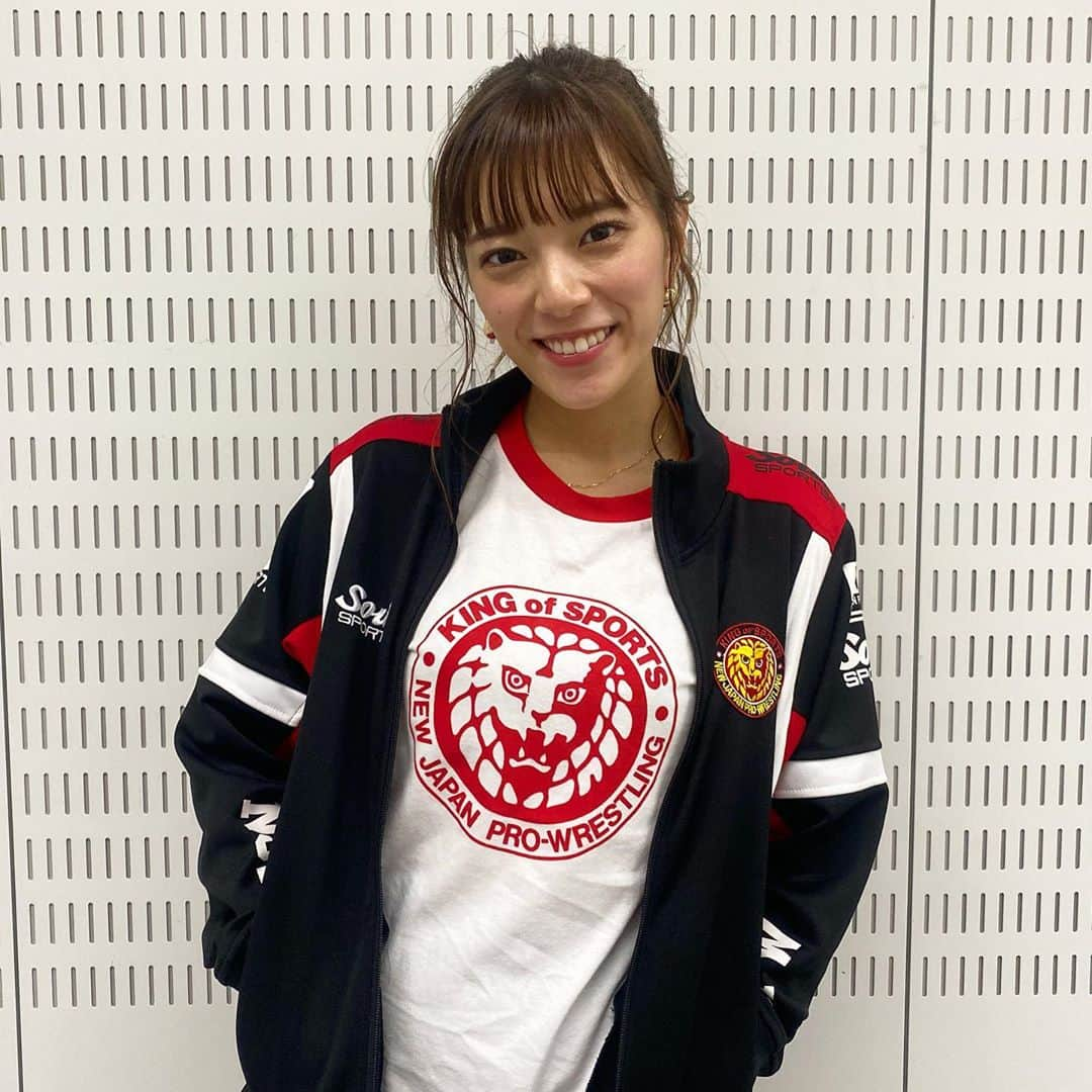 三谷紬さんのインスタグラム写真 - (三谷紬Instagram)「* いよいよ今日から 『新日ちゃん。』がはじまります〜🙋🏼‍♀️💓 深夜2時20分からです！！ どんな番組かというと… プロレスラーの皆さんと繰り広げる バラエティ番組🥳 プロレスについては何も詳しくない私… 選手の皆さんに教えていただきながら “プ女子”を目指します！🥰 初回は 田口選手・飯伏選手・天山選手が登場します！ 見てくださいね〜🧸 * #プロレス#新日ちゃん#新日本プロレス#プロレスラー#田口隆祐 選手#飯伏幸太 選手#天山広吉 選手#g1#クイズ大会#初回#放送#バラエティ#見てね#テレビ朝日#アナウンサー#三谷紬」10月9日 20時14分 - mitani_tsumugi