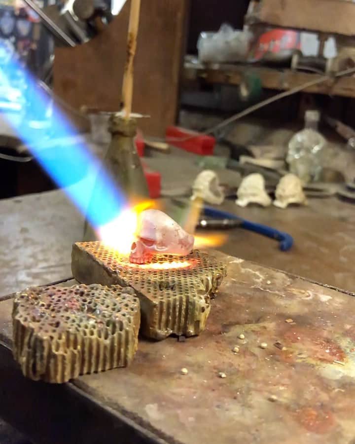 のインスタグラム：「🔥 🔥 🔥 🔥 #fire #burn #skull」