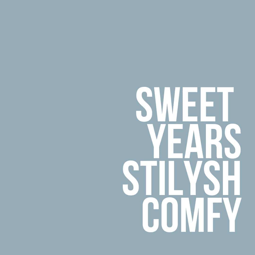 スイートイヤーズさんのインスタグラム写真 - (スイートイヤーズInstagram)「Comfy⁣ Stylish⁣ Semplicemente Sweet Years ❤️⁣ .⁣⁣⁣⁣⁣⁣⁣⁣⁣⁣ .⁣⁣⁣⁣⁣⁣⁣⁣⁣⁣⁣ .⁣⁣⁣⁣⁣⁣⁣⁣⁣⁣⁣ .⁣⁣⁣⁣⁣⁣⁣⁣⁣⁣⁣ .⁣⁣⁣⁣⁣⁣⁣⁣⁣⁣⁣ #sweetyears #nonsivivesenzacuore #fallwinter #beachwear #fw2020 #followtheheart」10月9日 20時30分 - sweetyears_official