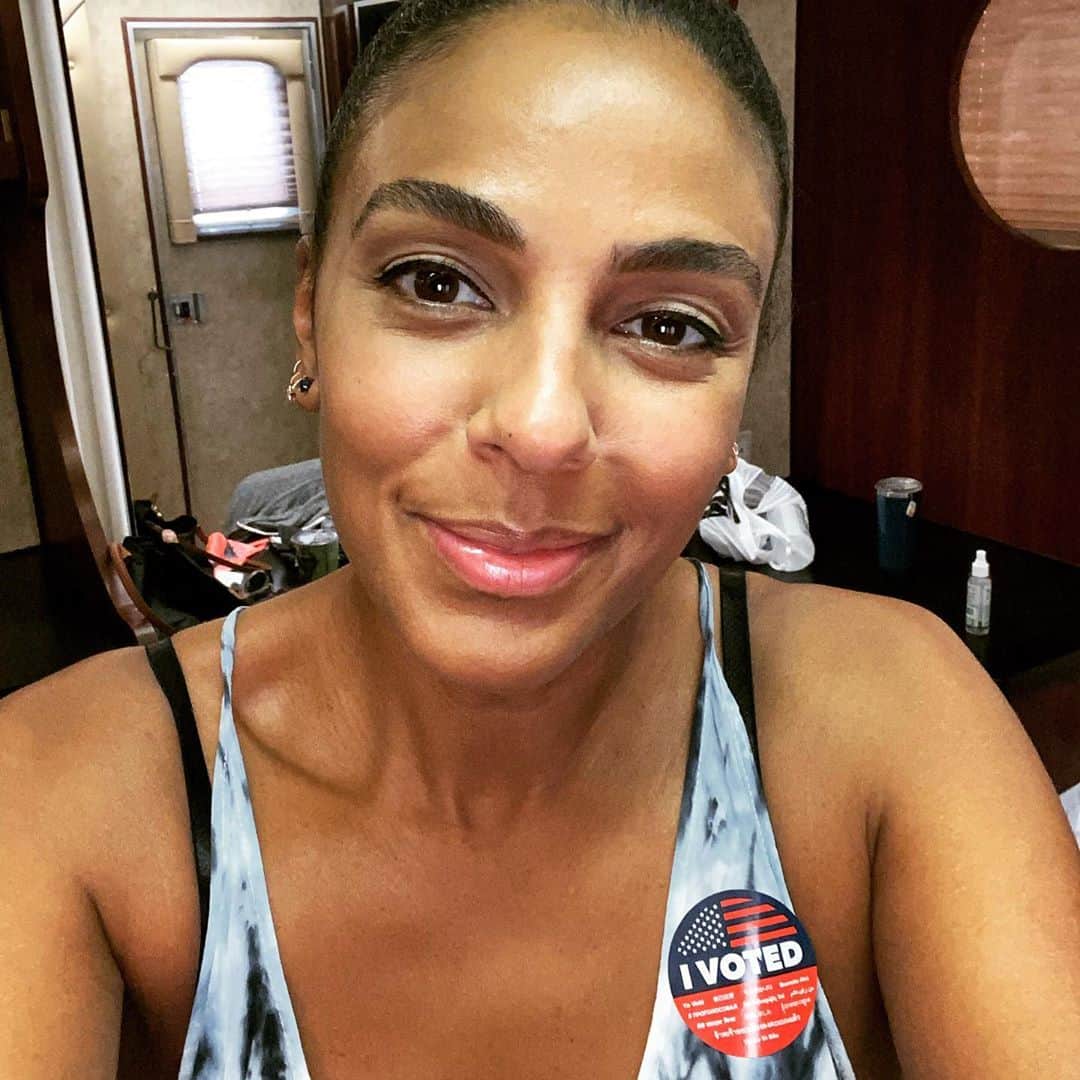 マーシャ・トマソンのインスタグラム：「V O T E ❤️ 🇺🇸」
