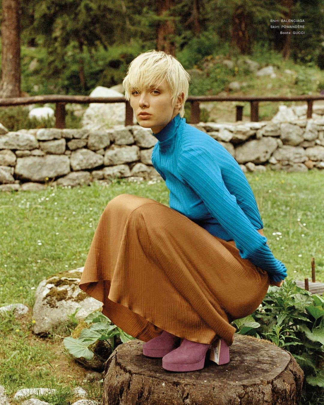 のインスタグラム：「AASMAE @_aasmae_ for @spaghettimag  Photographer: @federicobarbieriph MUA: @rossanofasano Stylist: @donatella_pia  #WOMEN360MGMT #Aasmae #SpaghettiMag」