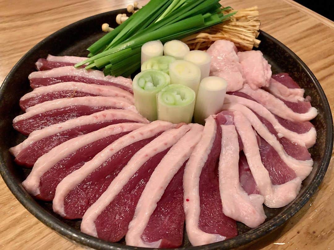 武内裕之のインスタグラム：「What a great duck meat👍 #fukuoka #japanesefood #duck #dinner #福岡」