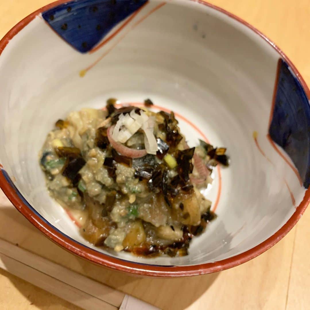 前田典子さんのインスタグラム写真 - (前田典子Instagram)「#お野菜たっぷり  #海月　のディナー  #里芋のコロッケ #茄子のピータン和え #生落花生#銀杏 #ごぼう#にんじん#ジャガイモ #グリーンサラダ🥗　はルーコラの苦味が美味しい😆#ドレッシングも👌 #蓮子をニラで挟んだチヂミ風 #栗と鶏肉🌰🐓 #玉ねぎ入り焼きおにぎり🍙 #アイスのデザート　と #梅生姜酒のソーダ割り🥤の は写真撮るの忘れた💦  #あー美味しかった❤️ #野菜いっぱいでヘルシー 🥗 #罪悪感ゼロ　😊👌  #マエノリグルメ」10月9日 23時25分 - maenorichang