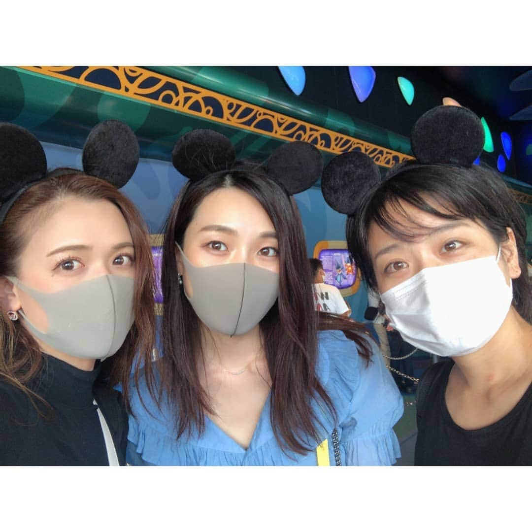 本田珠規さんのインスタグラム写真 - (本田珠規Instagram)「Disney♡♡♡ . . このメンバー、 必ず笑いのネタがまいおりる😂 . . . . #最高#友達#16年のお付き合い #Disneyの思い出」10月10日 0時44分 - tamaki_honda_oscar