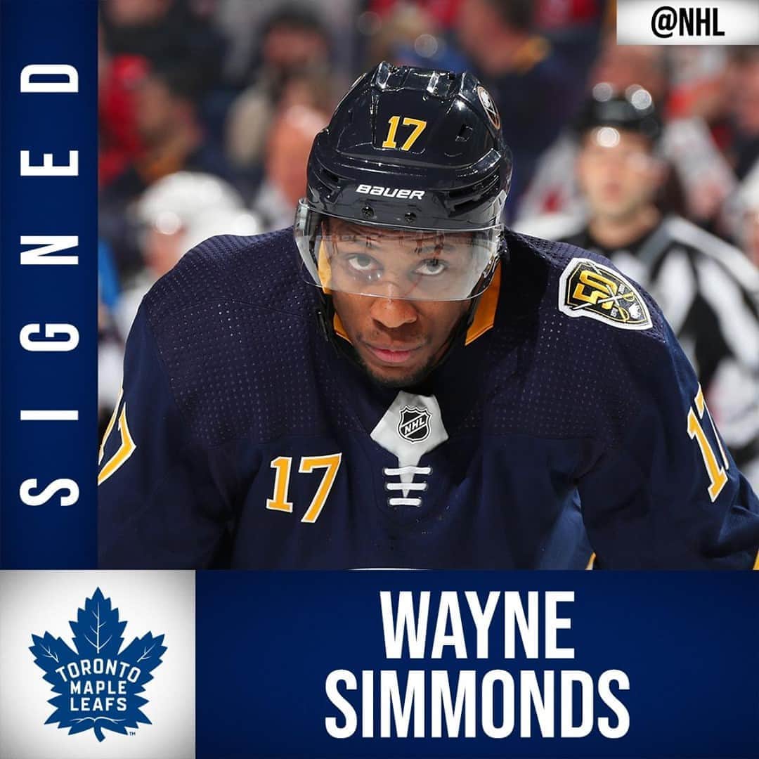 NHLさんのインスタグラム写真 - (NHLInstagram)「Wayne Simmonds is off to the @mapleleafs on a one-year deal! 🚈 #NHLFreeAgency」10月10日 1時37分 - nhl