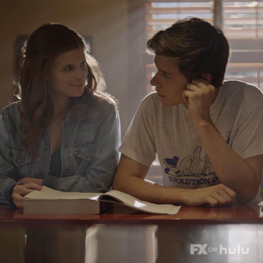 Hulu Home of Emmy-winningさんのインスタグラム写真 - (Hulu Home of Emmy-winningInstagram)「@katemara and @therealnickrobinson star in #ATeacher. Stream the first three episodes November 10 exclusively on #FXonHulu」10月10日 2時05分 - hulu