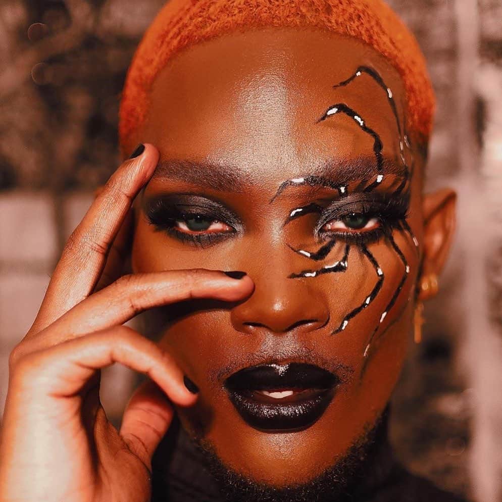 BH Cosmeticsさんのインスタグラム写真 - (BH CosmeticsInstagram)「@dylandavii has us crawlinggg over his freaky look made with our Ultimate Matte palette 🕷 #bhcosmetics」10月10日 8時00分 - bhcosmetics