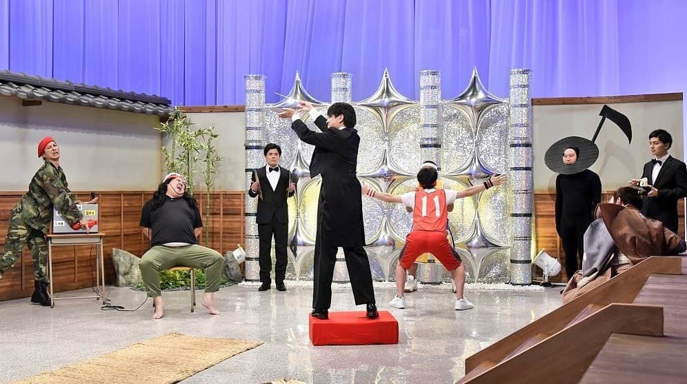 池田真一のインスタグラム：「年貢芸人ありがとうございました！ 手伝ってくれたみんなもありがとう！ 田口合奏団をテレビでやらせてくれる最高の番組！第2弾も絶対に出たい！ YTV見逃し配信サイト「My Do!」「大阪チャンネル」で配信予定 ダブルアートのYoutubeチャンネル 『俺らをテレビに出さんかいTV』 もよろしくお愿いします！ #年贡芸人 #ダブルアート #令和喜多みな実 #爆ノ介 #セルライトスパ #ロングコートダディ #マユリカ」