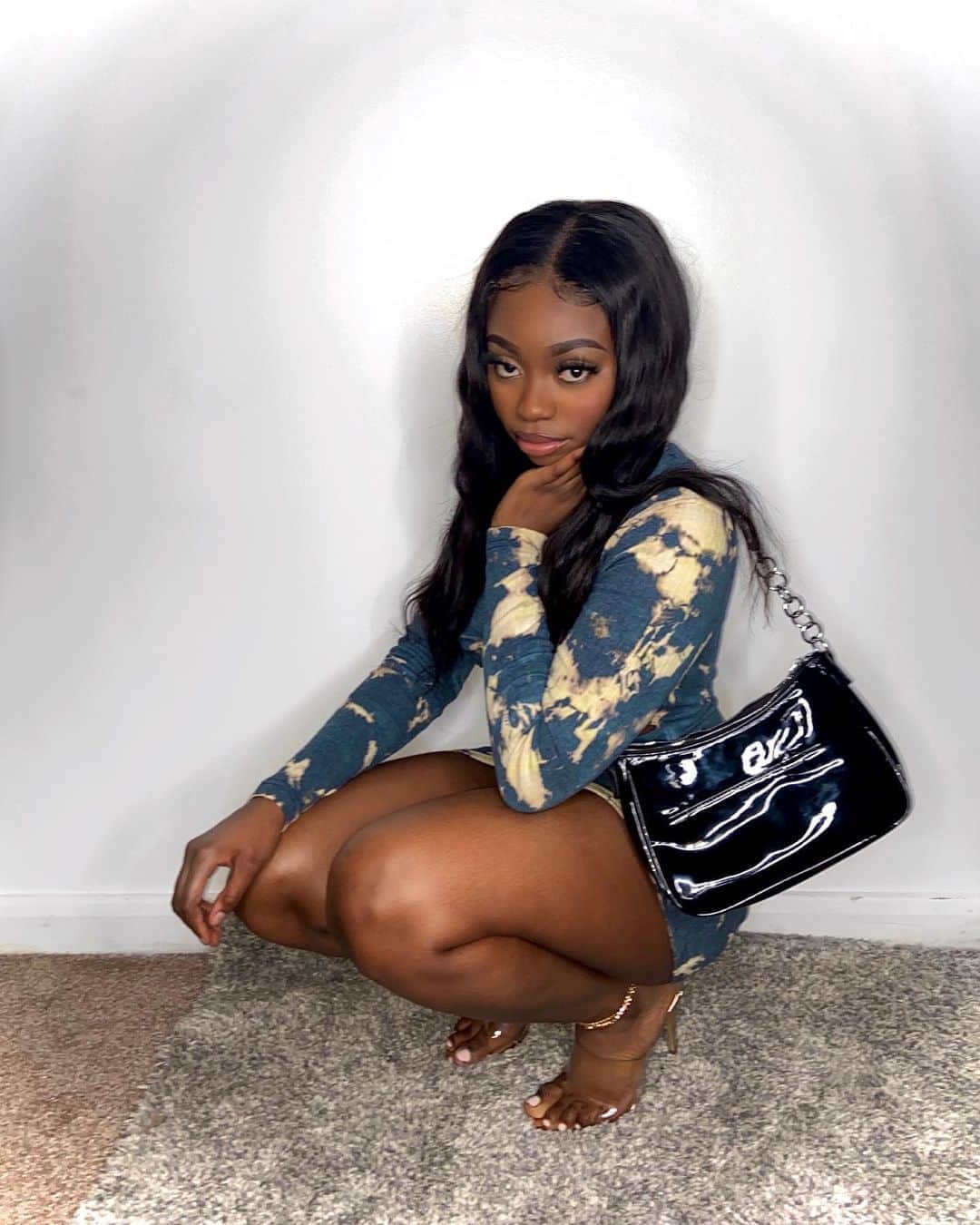 ルー・ティーズデールのインスタグラム：「Hey friends it’s Jadene @officialjadene 🥰! Happy black history Month! ✊🏾Just here taking over Lou’s IG with my sisters! Swipe to find out about me! I’m a Pharmaceutical Cosmetics science graduate and a current pharmaceutical science masters student! I run my own cosmetic company called @jadenecosmetics and have a YouTube channel called @officialjadene Dm if you want any advice and tips on starting a small business and how to feel empowered as a black business woman! ❤️ .  .follow me Here are my tags @officialjadene @jadenecosmetics」