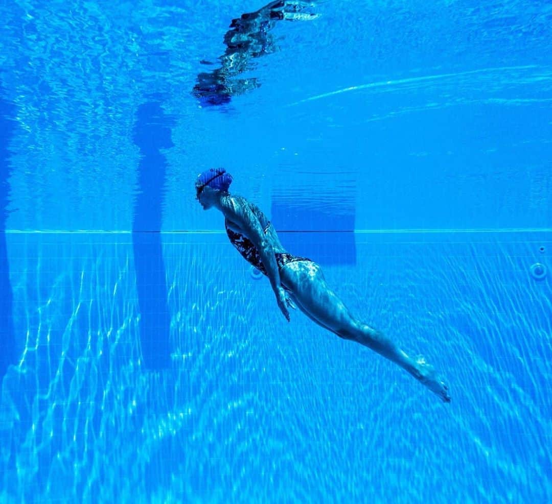 サラ・ショーストレムさんのインスタグラム写真 - (サラ・ショーストレムInstagram)「Just one week to go @iswimleague 🥳  #ISL2020 #ISwimLeagueS02 #ISwimLeague #Aquapower #Budapest2020 @minekasapoglu」10月10日 2時43分 - sarahsjostrom