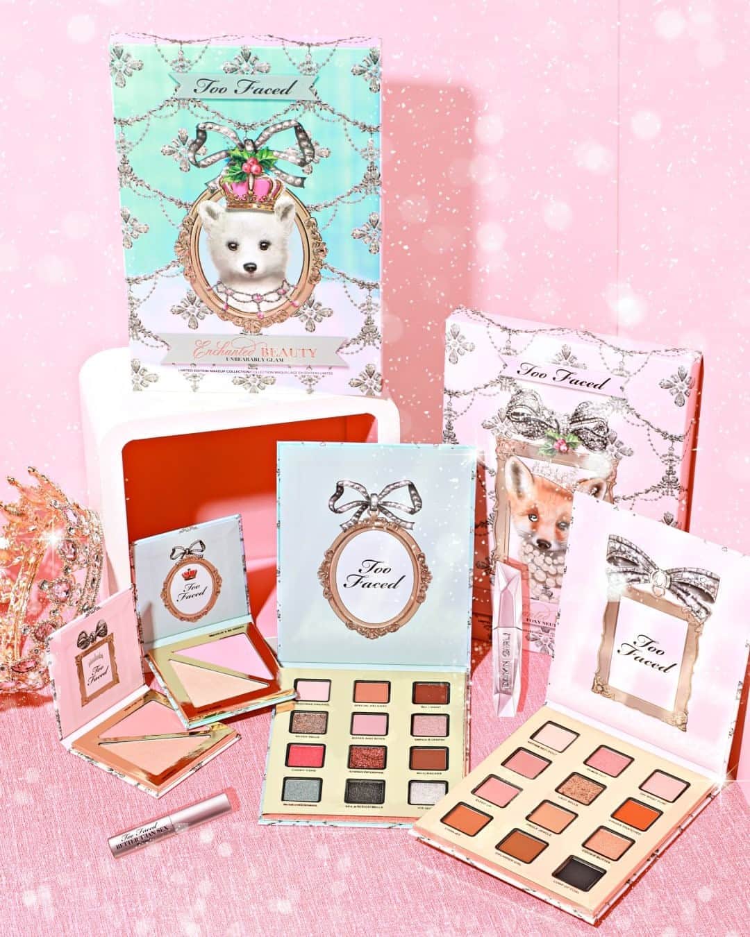 Too Facedさんのインスタグラム写真 - (Too FacedInstagram)「Are you unbearably glam or a neutral fox? 🥰 Embrace the magic of the season with our Enchanted Beauty Makeup - Unbearably Glam Set and Foxy Neutrals Set! Available @Sephora #toofaced」10月10日 3時00分 - toofaced