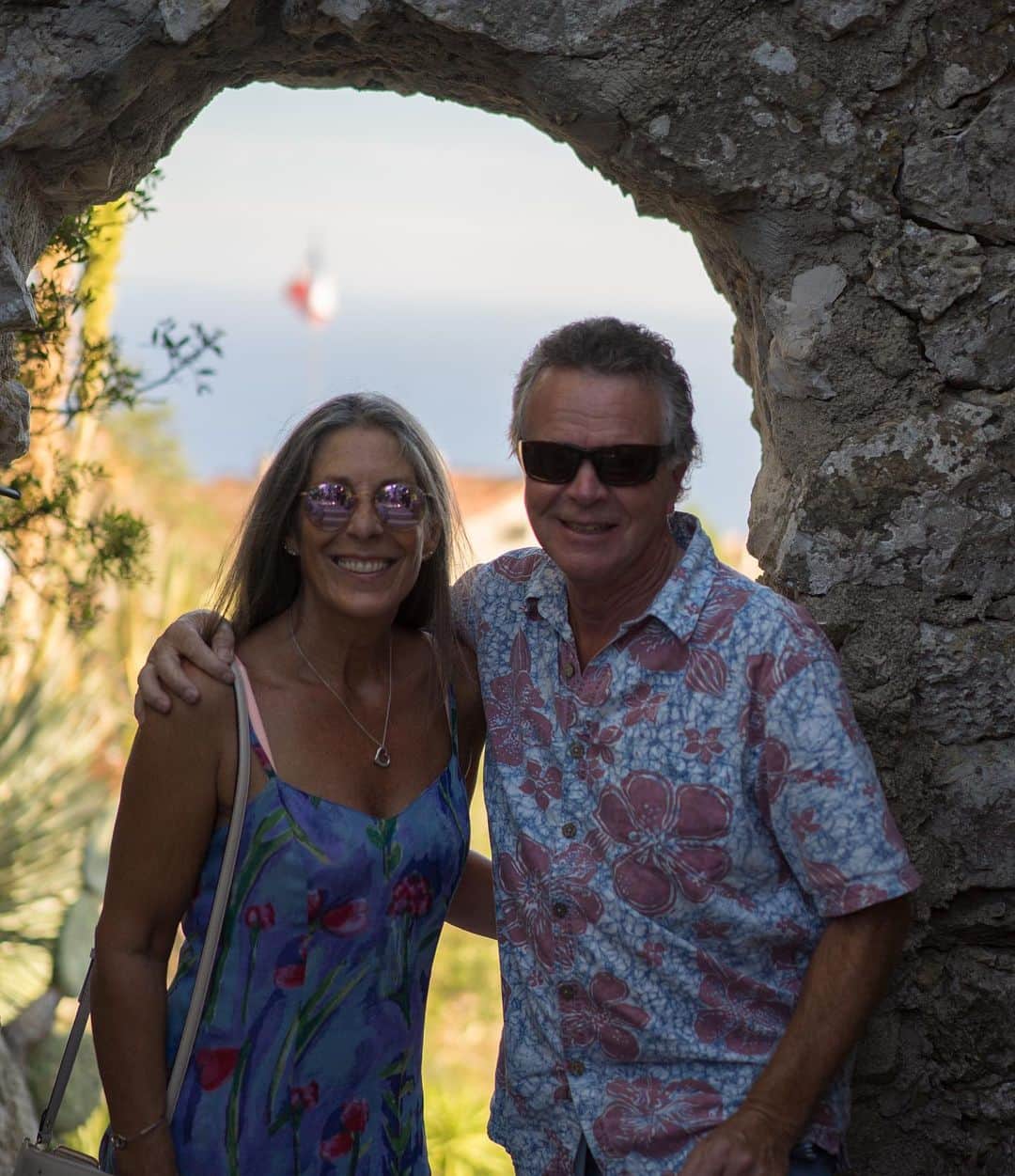 ジェームズ・ロシターのインスタグラム：「Happy 38th wedding anniversary to my parents! So great to spend a lot of time with them this summer ❤️」