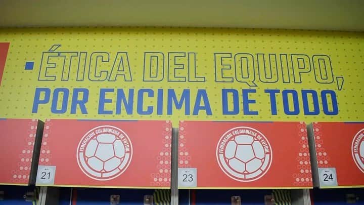 サッカー コロンビア代表チームのインスタグラム：「🎥 ¡Así fue la visita de nuestros patrocinadores a nuestra nueva sede deportiva en Barranquilla!  Gracias a todos 👏🏼  #VamosColombia 🇨🇴」