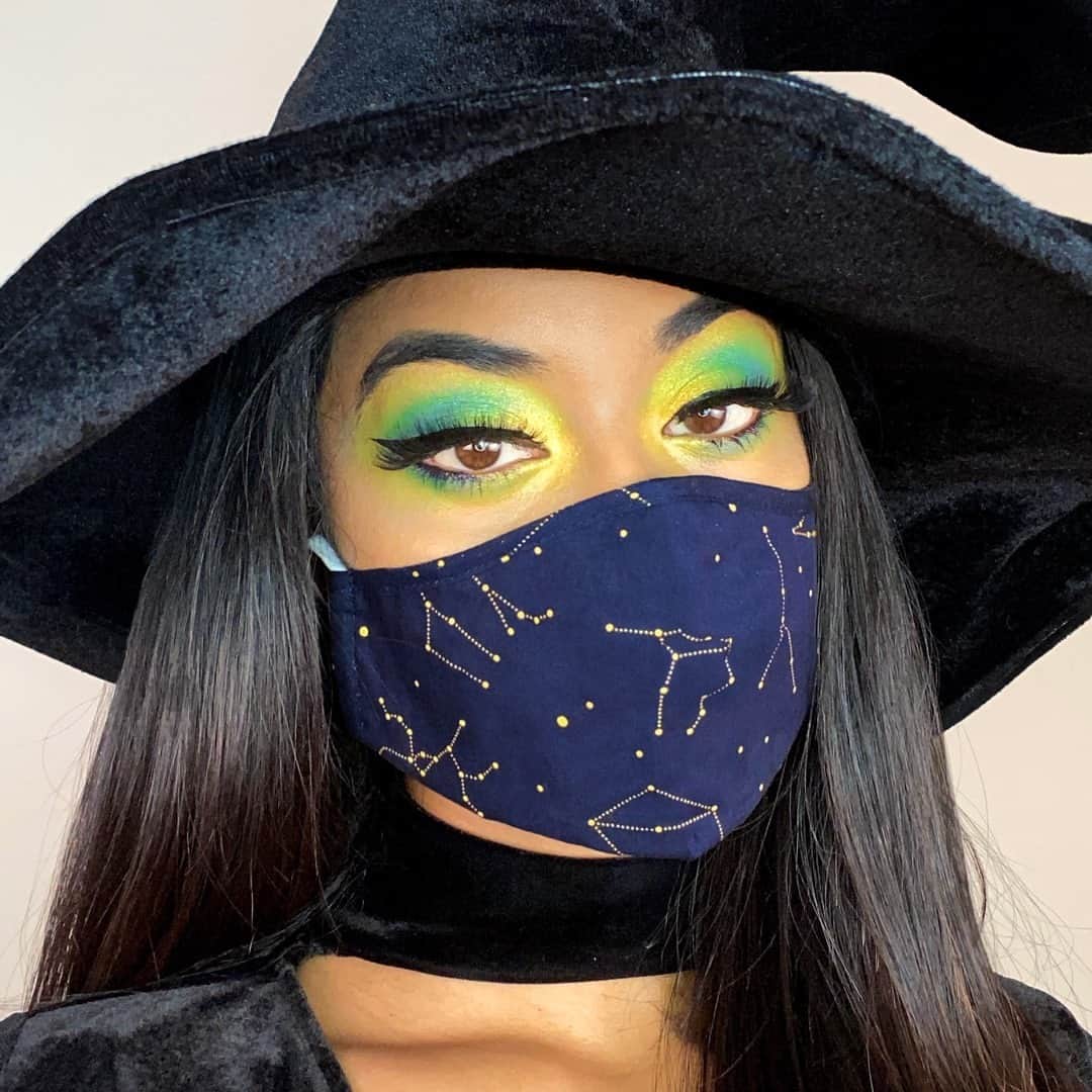 Wal-Mart Stores, Incさんのインスタグラム写真 - (Wal-Mart Stores, IncInstagram)「"Oh, it's #Halloween2020, let me match my mask to my makeup," said every witch, everywhere. 🔮🎃 #WalmartBeauty」10月10日 5時00分 - walmart
