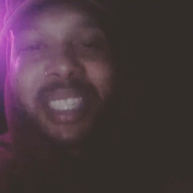 デイミアン・リラードのインスタグラム：「My #4BarFriday community is still going strong. Every Friday, some of the best under the radar MCs on IG come together to show off their talent. Make sure you follow @4barfriday and support MCs that do it for the love. Tag an under the radar MC that you think needs more love. MCs featured: @kyenathaniel, @thatboylazo, @iamrapdad and @sicariososa」