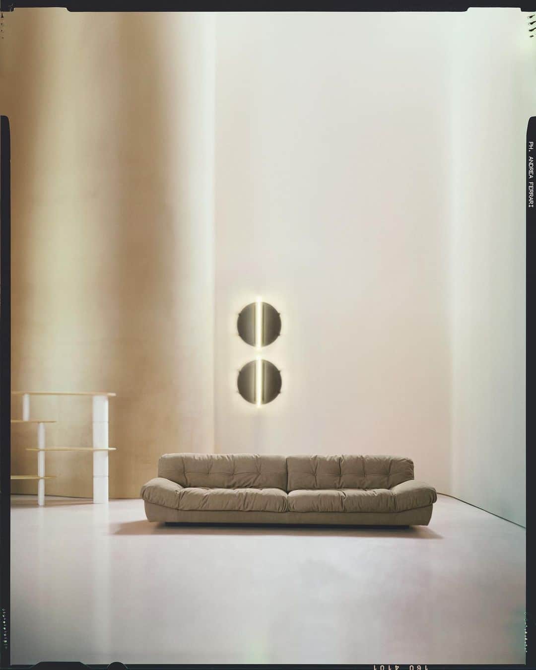 のインスタグラム：「✨MILANO WORLDWIDE 2020 IS LIVE ✨  Milano by @paola.navone  Brigitte by @dragaandaurel  Piaf by Baxter P  More on Baxter website  📷 Andrea Ferrari  #BaxterWorldwide2020 #baxtermadeinitaly #baxter #newcollection #life #sofa #campaign #interiordesign #interior #furniture #2020」