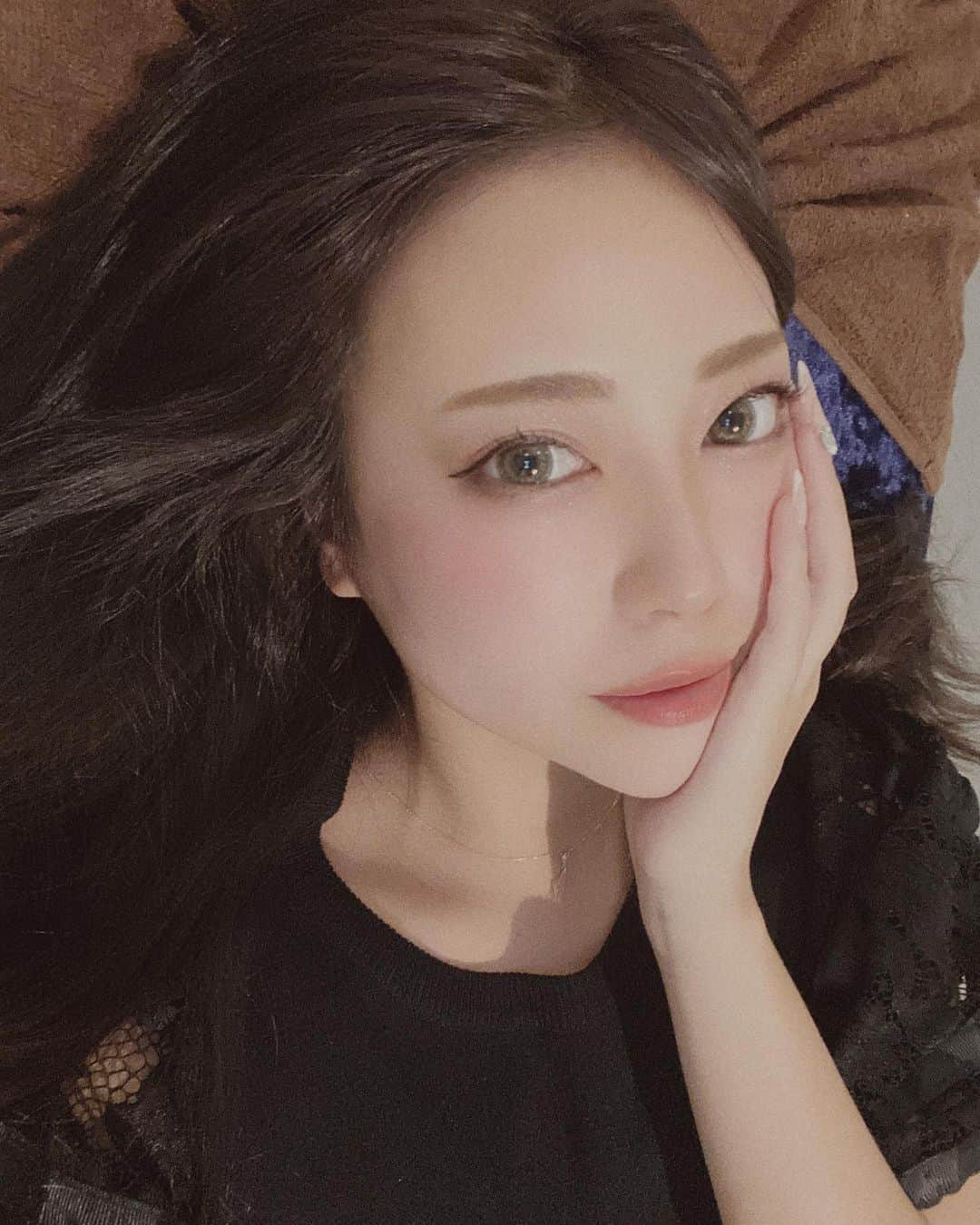 福井柑奈さんのインスタグラム写真 - (福井柑奈Instagram)「今月も小顔にしてもらってきたよ🙋‍♀️！ 美容整体サロンBERRY's！！  ハイフ＋小顔矯正＋整体 ありがとうございます😎💕  今回は小顔矯正(激しめ)で おねがいしました。頭蓋工作です✌️ ゴッドハンドによって骨を打ち込んでもらうんです。 (@otkgjkjkpon ) 終わってから自分でもびっくりするほど 顔ちっさくなってた😳 もはや手品です🎩👏ありがとう🥺💕  みんなもレッツ小顔〜〜❣️🤤  #大阪 #吹田 #岸辺 #関西 #小顔矯正 #美容整体サロン #ベリーズ #小顔 #整体 #整体サロン #美容整体 #hifu #ハイフ #ハイフエステ #鍼 #美容鍼 #美容 #美容好きな人と繋がりたい #beauty #beautiful #facemassage #reshape #instagood #igers #japanesegirl」10月10日 16時50分 - kanna_fukui