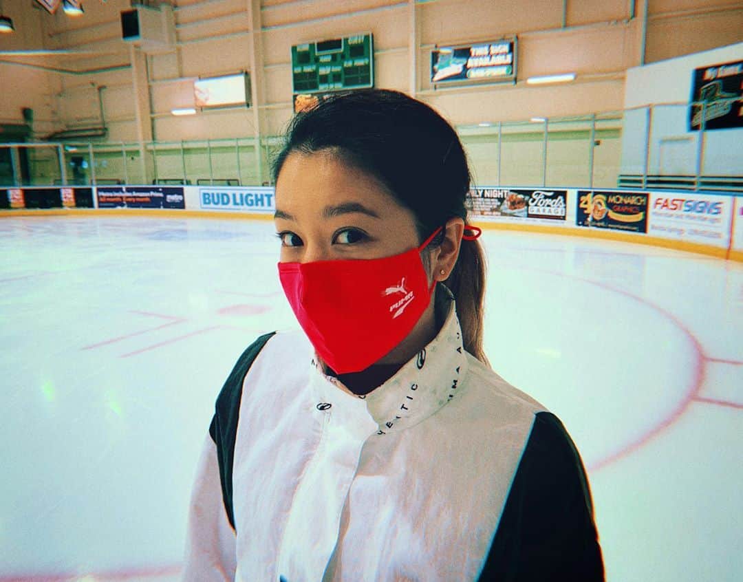 村元哉中のインスタグラム：「👀💖 @pumajapan  ⠀  #PUMA #プーマ #figureskating #icedance #アイスダンス #💪🏼 #stepbystep #STRONGERTOGETHER」