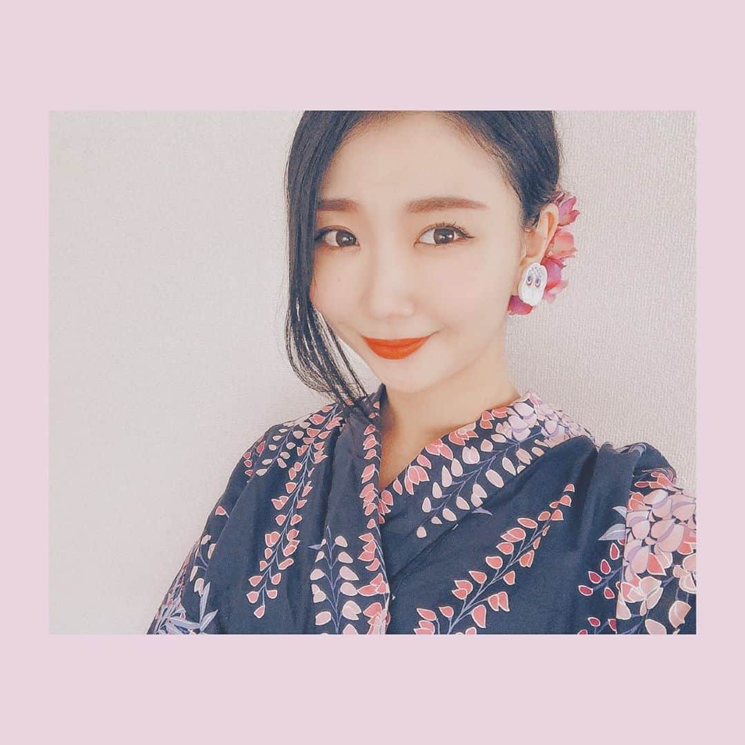 のインスタグラム：「多分、2020最後の浴衣👘  #2020 #最後 #浴衣 #姿 #japanesegirl  #japanesekimono  #yukata  #last  #まりゑ #EMTV #もう見てくれた？」