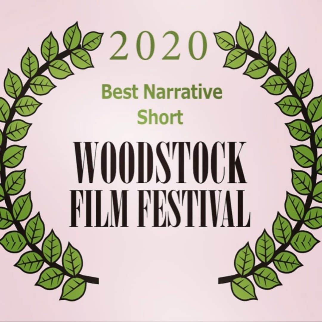 のインスタグラム：「Rosa wins Best Short Narrative @woodstockfilmfest alongside @nomadlandfilm which won Best Feature.   Jurors Peter Saraf, Katherine, Dieckmann, Thelma Adams  Jury Statement Rosa represents a female voice we haven't heard before, and takes us on a journey with a female character that we also haven't seen before. The film blends formal assurance with depth and strength in the performances, balancing subject matter as disparate as flowers and corpses, but still speaking with total tonal confidence. Rosa's narrative integrity as a short made it stand out, and it always kept us intrigued, by veering off in directions we never anticipated or expected.」