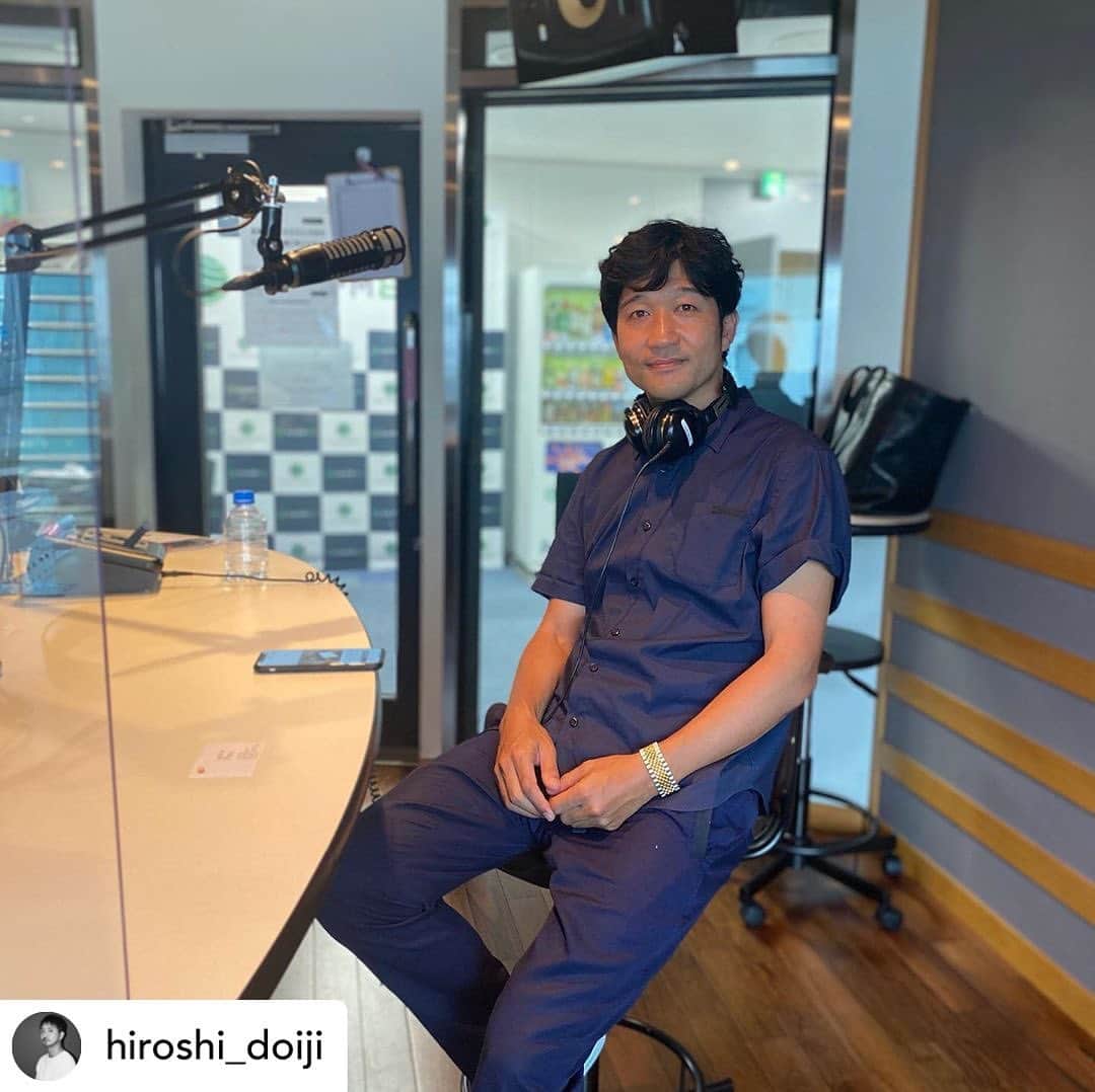 松山智一のインスタグラム：「August in Tokyo 少し前の東京 🙏🙏@hiroshi_doiji   #repost ＜BEAMS TOKYO CULTURE STORY＞をInterFM897、FM COCOLOにてネット放送中。 2020.8.17-21」
