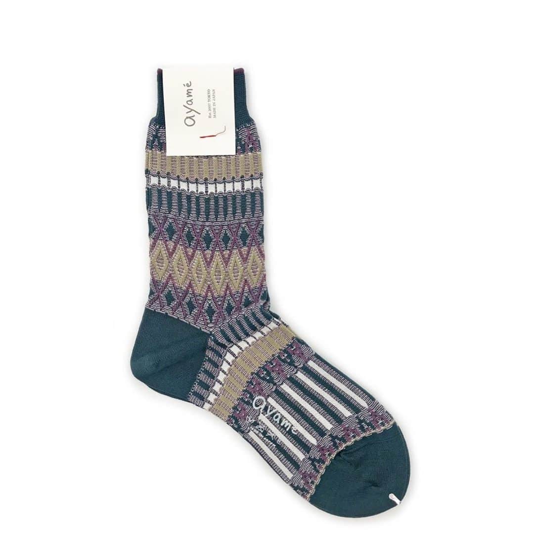 アヤメさんのインスタグラム写真 - (アヤメInstagram)「New colour🎨 #onlineshop #🧦 #ayamesocks #worldwideshipping📦✈️ 秋物新色、メンズレディスでお揃い🧦 #新入荷 #深緑 #お揃いコーデ #alwaysayame #sockfetish #sockoftheday #靴下好き #クリスマスギフト」10月10日 12時01分 - ayame_socks