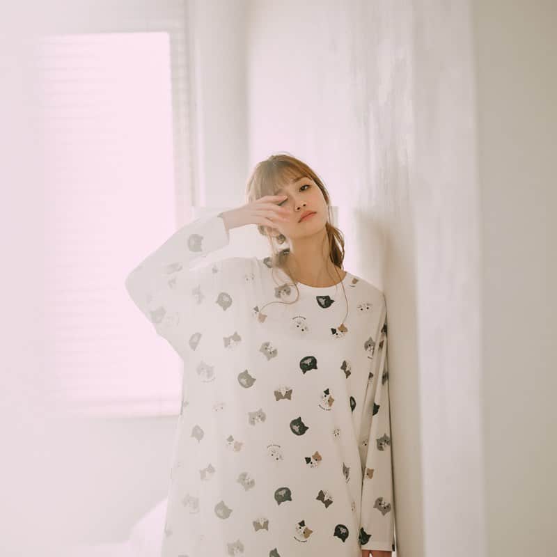 USAGI ONLINEさんのインスタグラム写真 - (USAGI ONLINEInstagram)「【Meru Nukumi ( @meru_nukumi ) gelato pique Early Winter Collection】  gelato piqueのアイテムを生見愛瑠( @meru_nukumi )さんの着こなしでご紹介。USAGI ONLINEにてページ公開中です。  ネコモチーフドレス　¥6,160  #usagionline #gelatopique #roomwear #pajamas #ウサギオンライン #ジェラートピケ #ルームウェア #パジャマ #生見愛瑠」10月10日 12時40分 - usagionline