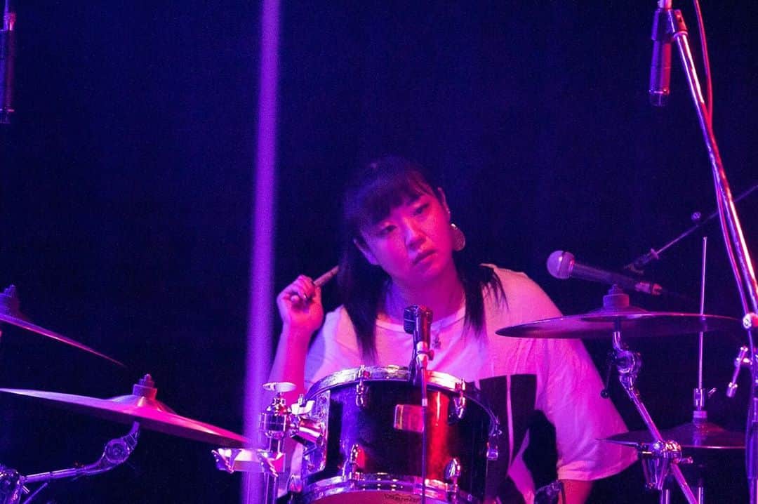 みずえさんのインスタグラム写真 - (みずえInstagram)「ドラムの日！ photo by mayumi yamase #ドラムの日 #ドラマー #ドラム女子 #どんな表情」10月10日 13時29分 - mizuemusic