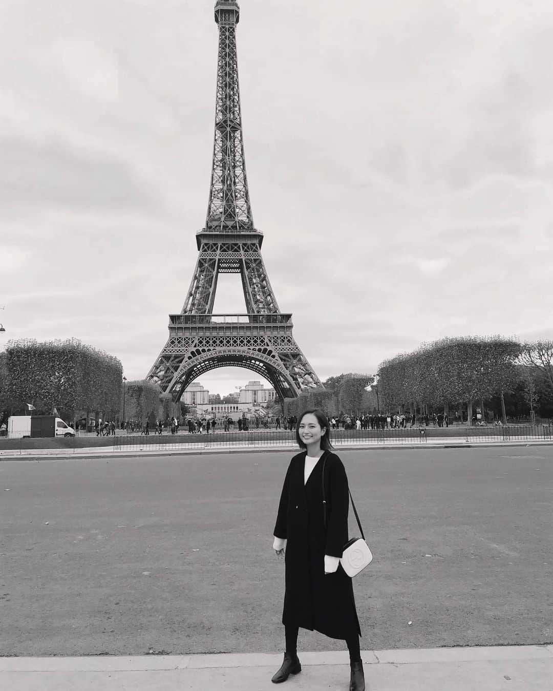 山賀琴子さんのインスタグラム写真 - (山賀琴子Instagram)「Emily in Paris 観てからずっと パリに行きたい欲が 爆発してる🇫🇷🥐  #paris」10月10日 13時37分 - kotokoyamaga